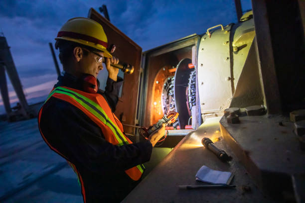 Best 24-Hour Electrician  in Newburgh, IN